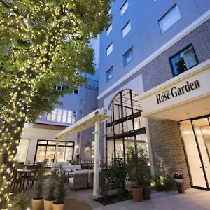 Rose Garden Shinjuku מלון