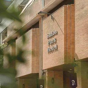 Shiba Park מלון